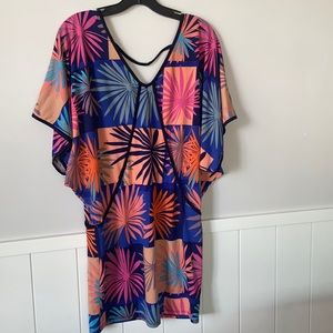 Women’s Trina Turk retro mid century dress